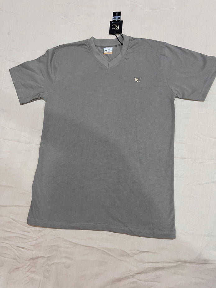 Premium Men Casual Grey V Neck Tee For Everyday Minimalist Style