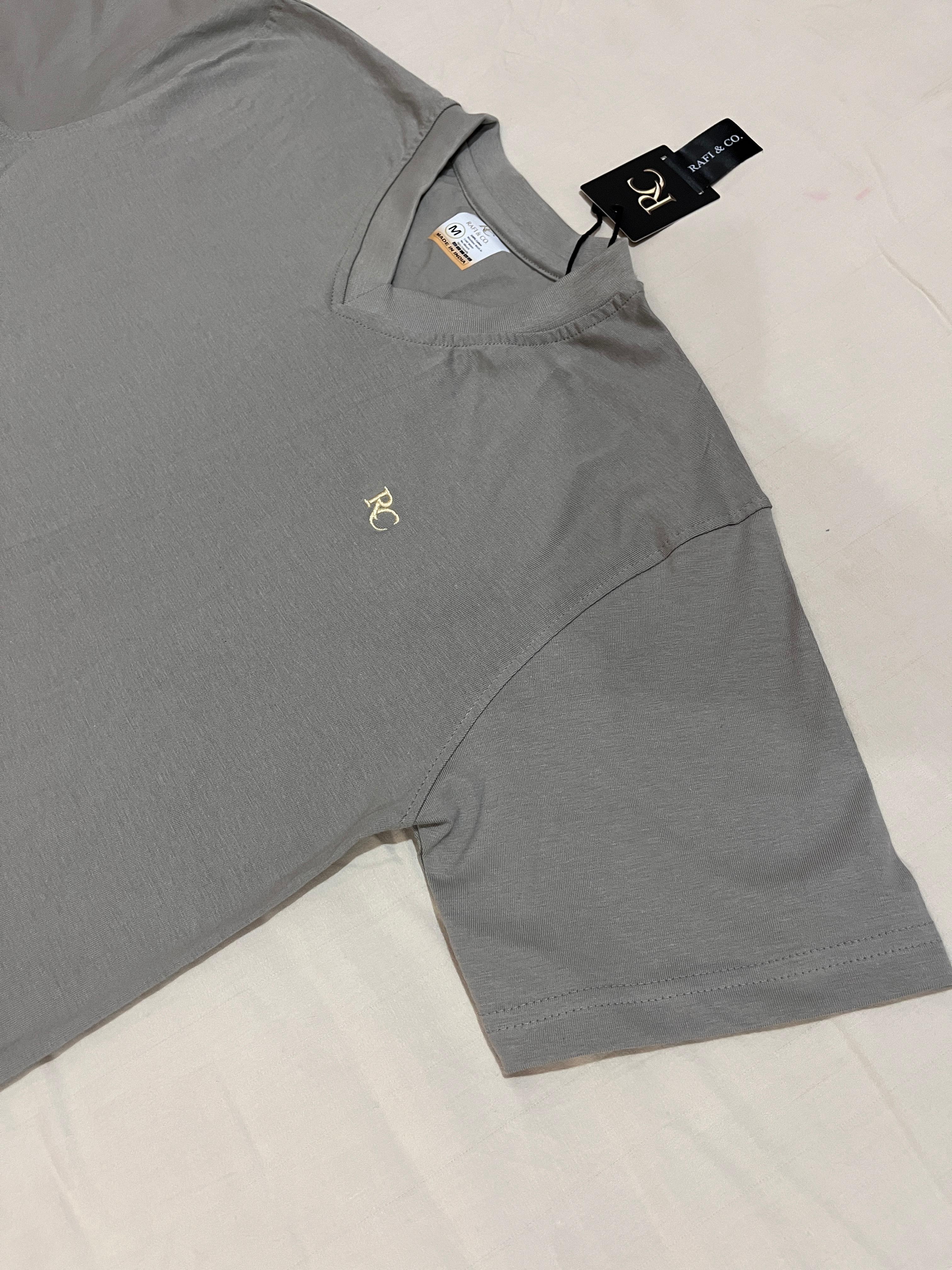 Premium Men Casual Grey V Neck Tee For Everyday Minimalist Style