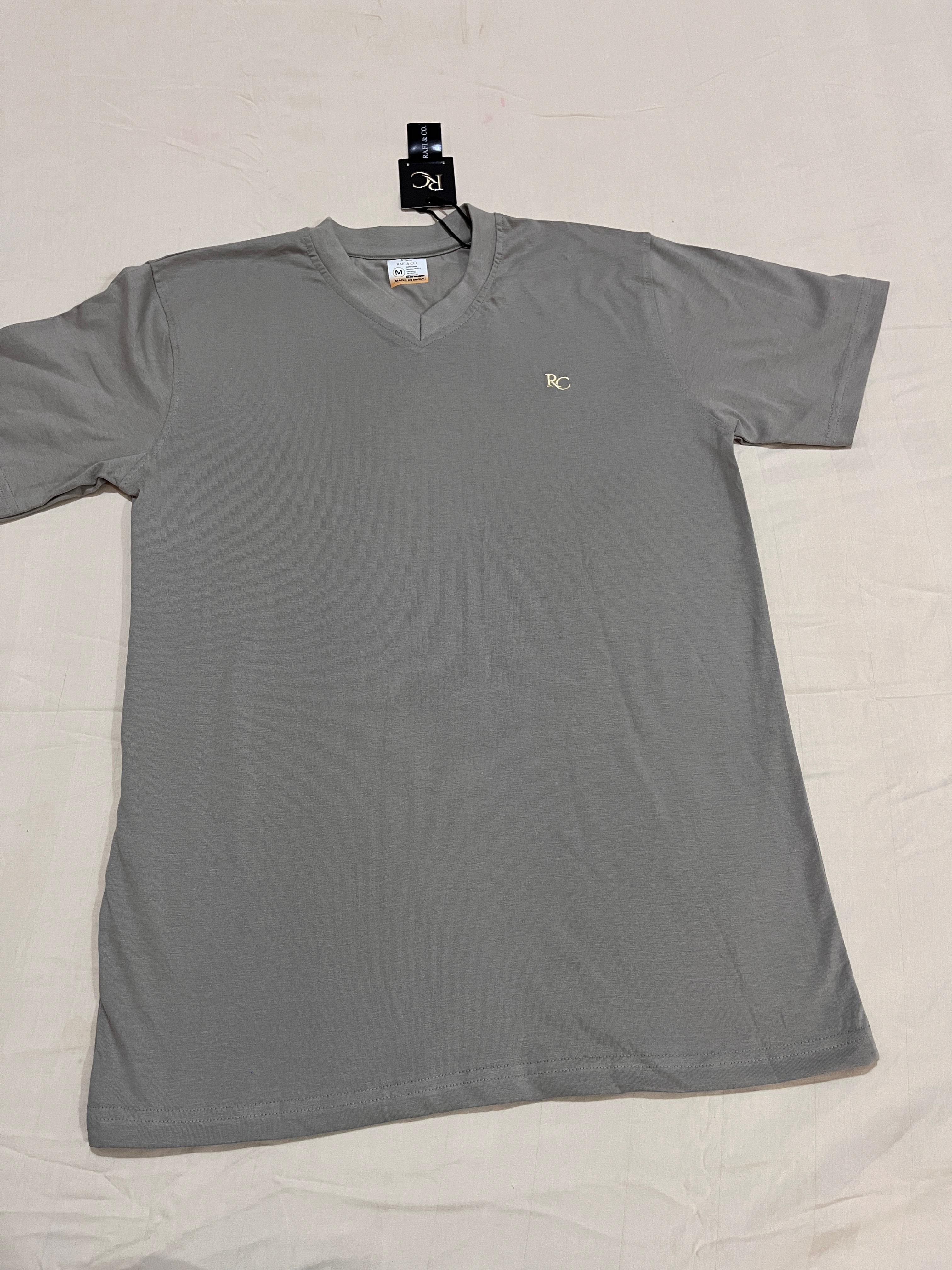 Premium Men Casual Grey V Neck Tee For Everyday Minimalist Style