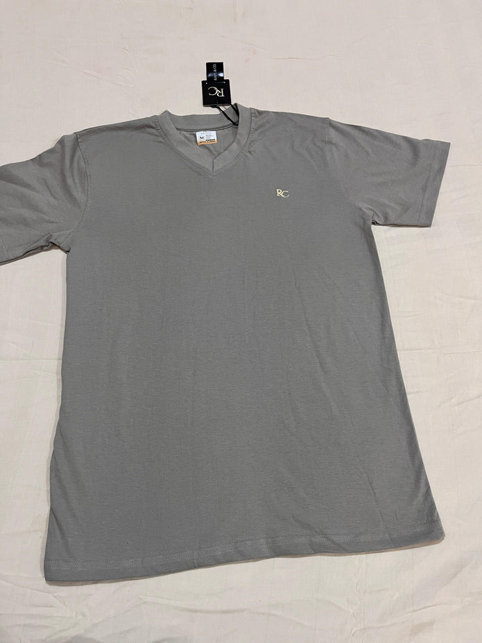 Premium Men Casual Grey V Neck Tee For Everyday Minimalist Style