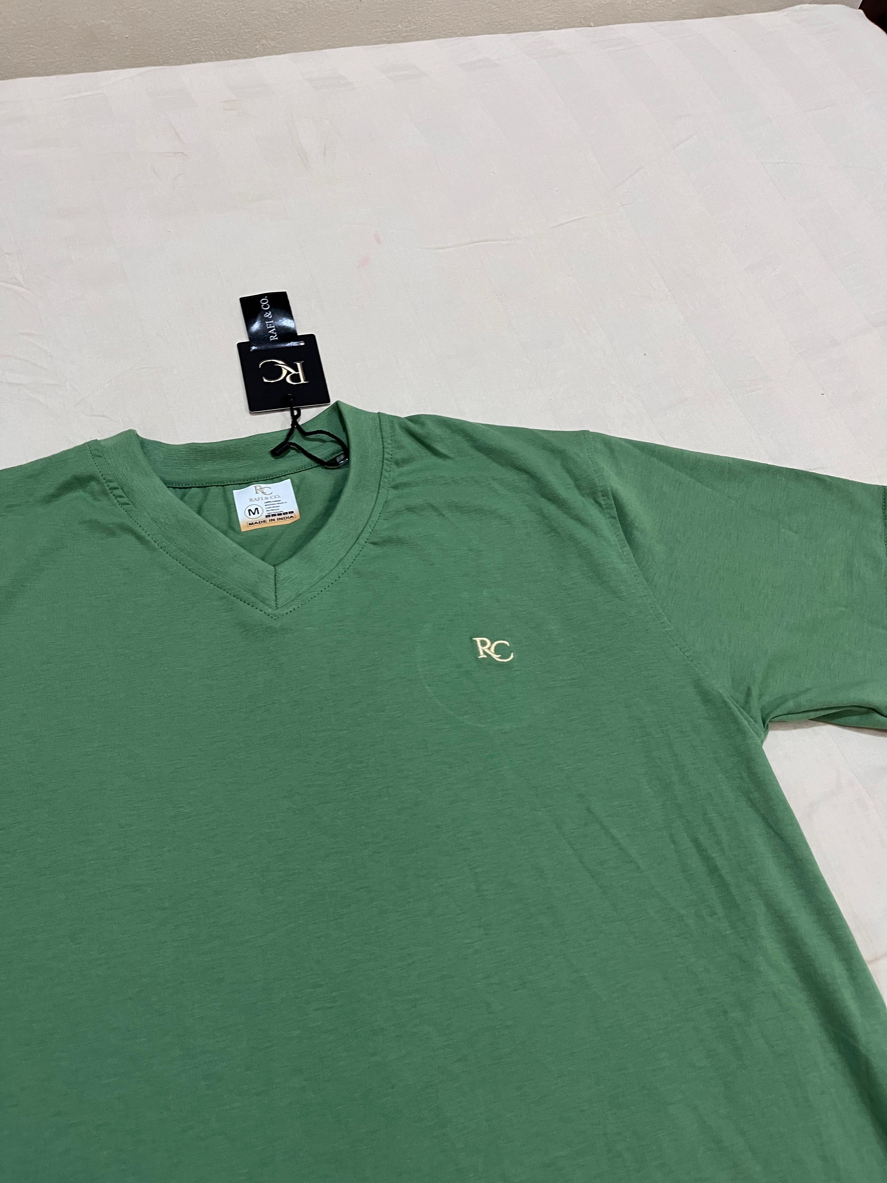 Premium Men Casual Green V Neck Tee For Everyday Minimalist Style